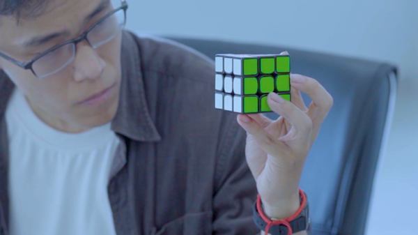 Mystery Formula by PHUC LD & Zihu - 4 Zaubertricks mit Rubiks Cube Zauberwürfel